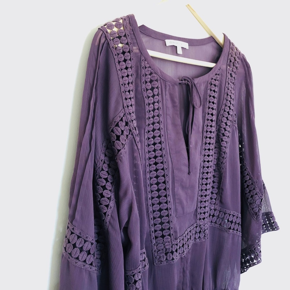 Daniel Rainn Purple Lace Top M